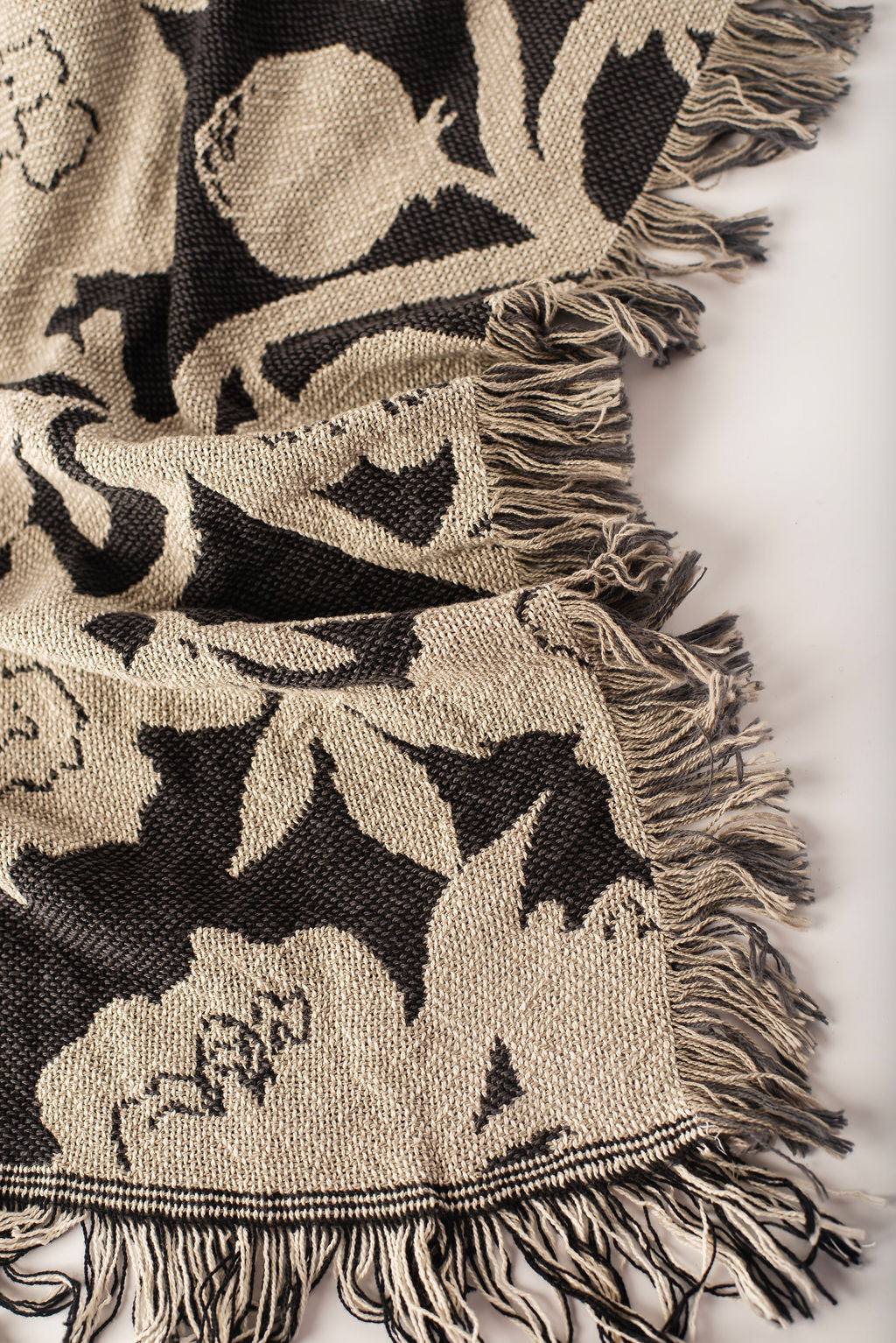 Addy Tuffet | Reversible Floral Cotton Throw
