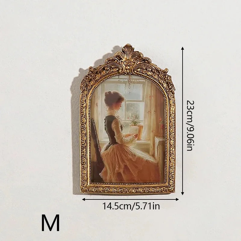 Vintage Gold Arched Picture Frame